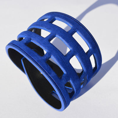 Bracelet nid d'abeille bleu